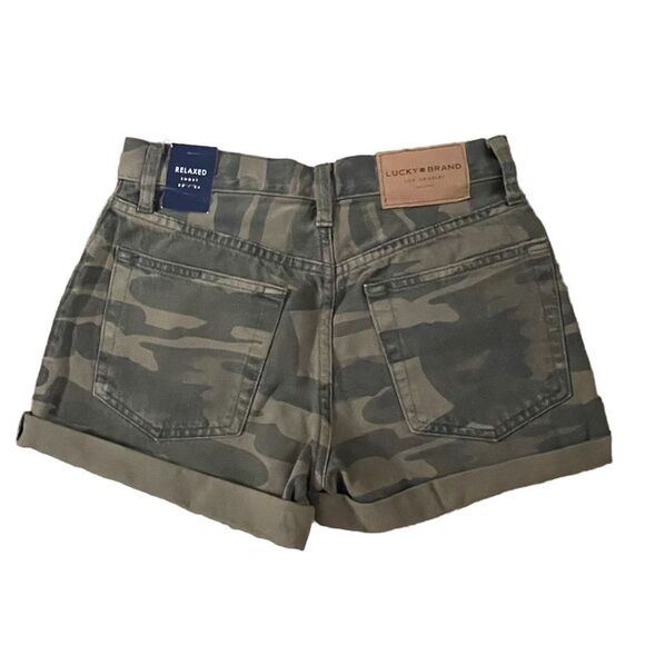Lucky Brand ~ Camo Denim Shorts ~ Relaxed Fit ~ size 24 ~ NWT - Picture 2 of 13